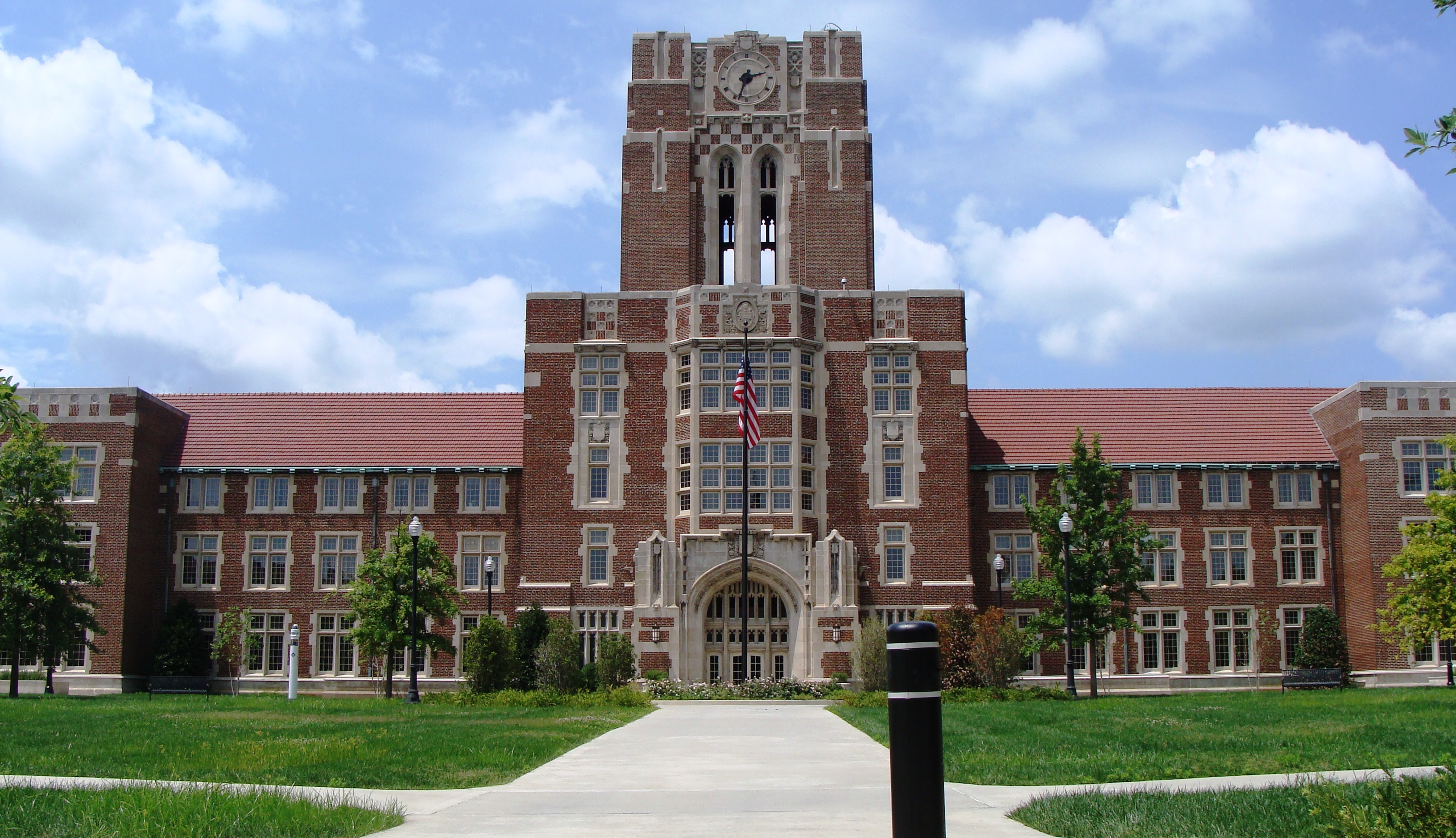 21-22 Engineering Fee Scholarship